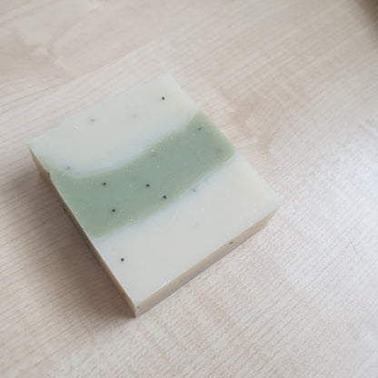 Geranium & Patchouli Soap with Green, Kaolin Clay & Poppy Seed